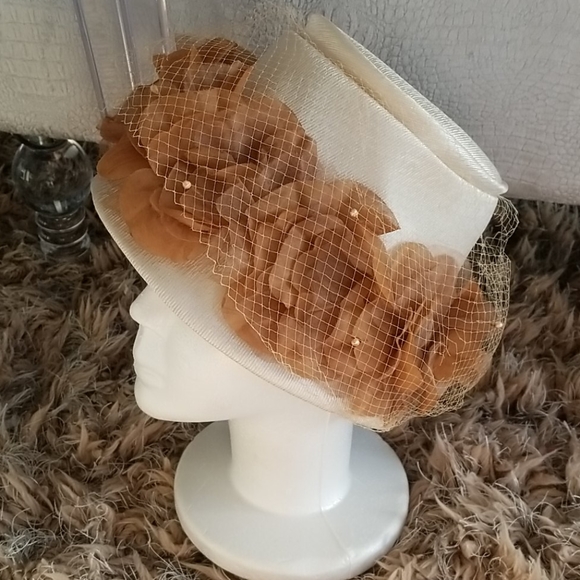 Accessories - Vintage Hat Accessories - Vintage Hat